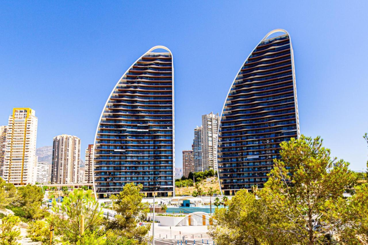 Sunset Waves Fresh Apartments بينايدورم المظهر الخارجي الصورة